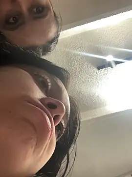 Emily Rivers  online show from 10/09/25, 01:09