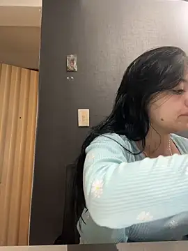 Emily Rivers  online show from 11/04/25, 01:10