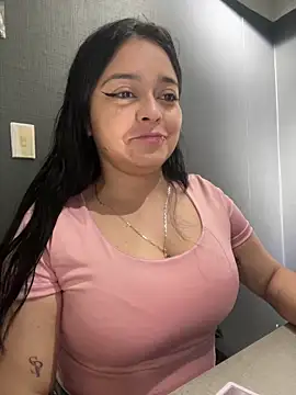 Emily Rivers  online show from 11/06/25, 01:23