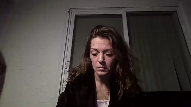 LaylaRainVIP online show from 12/15/25, 11:58