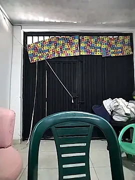 Snapshot of dayana2021 chatting on 10/06/25, 08:28 dayana2021 online show from 10/06/25, 08:28