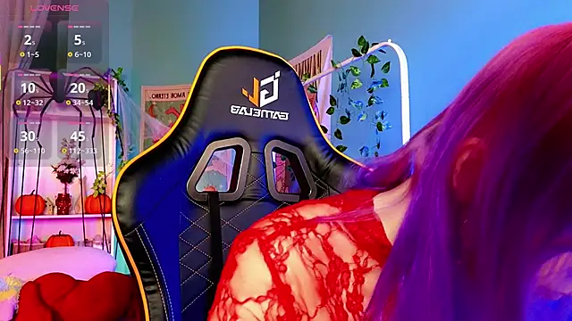 Kiara Dream online show from 10/28/25, 08:44