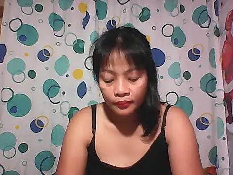 HottyElle online show from 12/16/25, 05:23