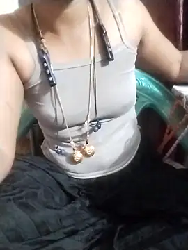 Snapshot of Varsha21 chatting on 02/24/26, 04:27 Varsha21 online show from 02/24/26, 04:27