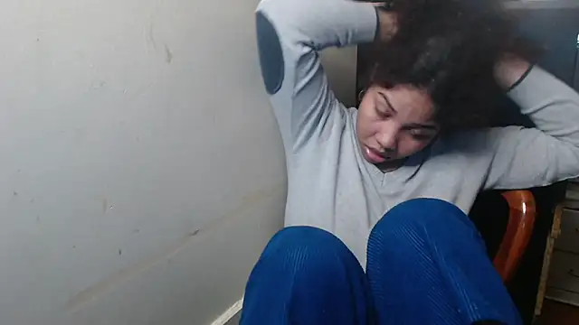 madelene online show from 11/11/25, 01:27