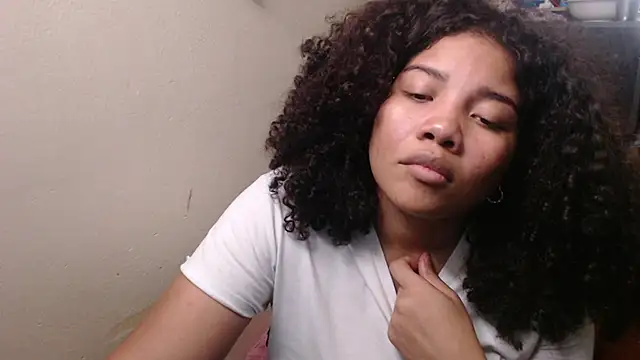 madelene online show from 04/23/26, 02:46