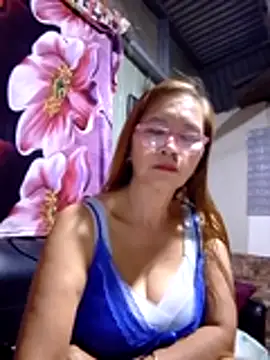 SexyHottMom online show from 11/03/25, 12:28