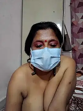 Snapshot of mature_mimi chatting on 01/18/26, 10:35 mature mimi online show from 01/18/26, 10:35