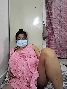 Snapshot of mature_mimi chatting on 04/04/26, 06:49 mature mimi online show from 04/04/26, 06:49