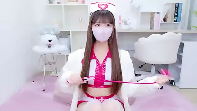 Snapshot of Reina_Fcup chatting on 11/29/25, 10:18 Reina Fcup online show from 11/29/25, 10:18