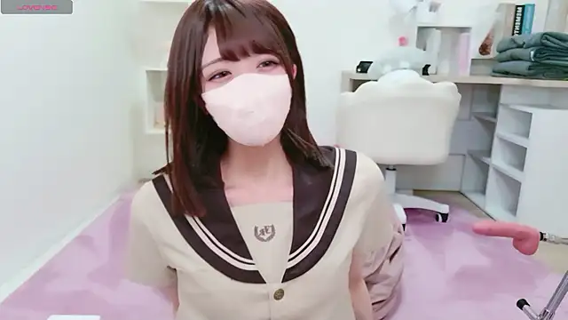 Reina Fcup online show from 04/10/26, 01:16