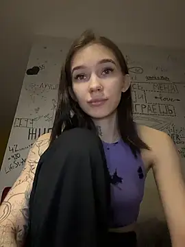 AsyaMiller online show from 12/04/25, 02:15