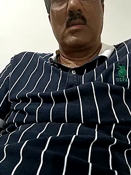 moonflower25 online show from 11/07/25, 04:40