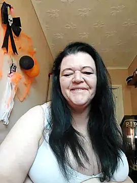 BlacReign online show from 10/31/25, 12:39