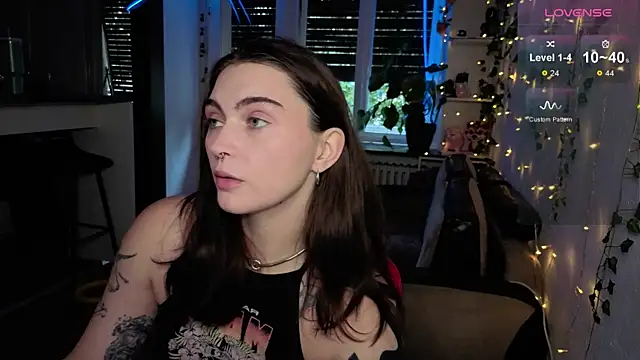 dorfmatratze   online show from 10/01/25, 06:19