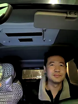 huanhuanaaaaa online show from 03/11/26, 12:22