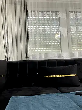 Emilia Mausi online show from 09/24/25, 12:30