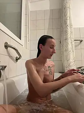 Emilia Mausi online show from 03/31/26, 08:20