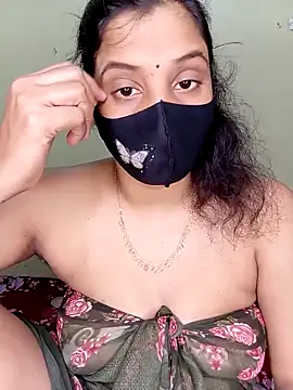 Rose-luckey online show from 11/11/25, 06:30