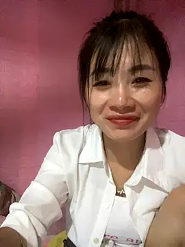 One-nice online show from 11/05/25, 02:33