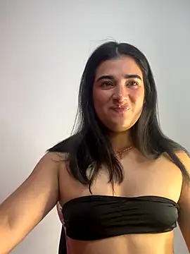 Snapshot of alice_shyness chatting on 11/13/25, 02:10 alice shyness online show from 11/13/25, 02:10