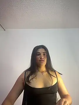 Snapshot of alice_shyness chatting on 11/15/25, 01:47 alice shyness online show from 11/15/25, 01:47