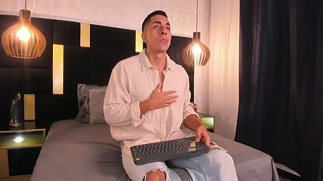 Lucio  Fox online show from 03/31/26, 12:05