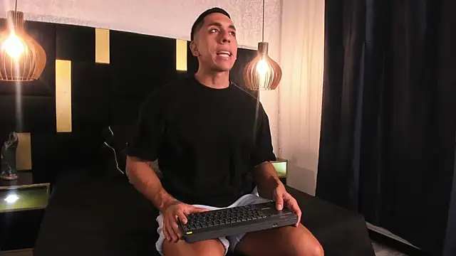 Lucio  Fox online show from 04/23/26, 11:53