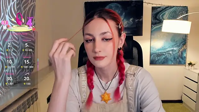 Snapshot of EasterBlink chatting on 10/05/25, 12:03 EasterBlink online show from 10/05/25, 12:03