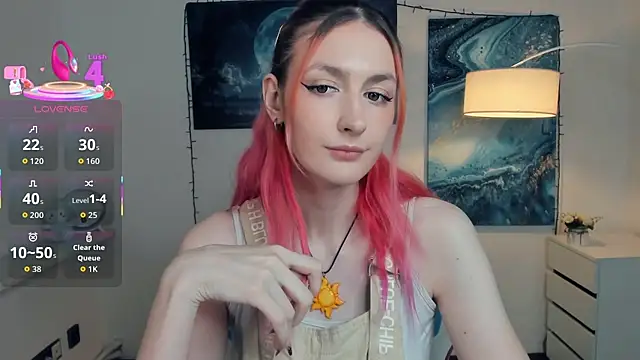 Snapshot of EasterBlink chatting on 10/23/25, 10:47 EasterBlink online show from 10/23/25, 10:47