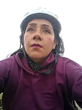 Snapshot of CAROLINE__07 chatting on 09/18/25, 01:02 CAROLINE 07 online show from 09/18/25, 01:02