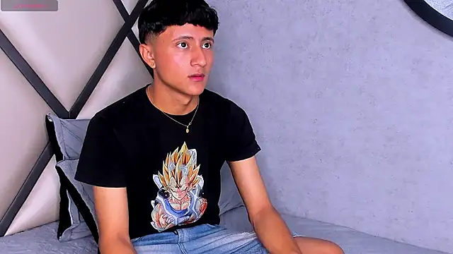 Snapshot of _Leohot_ chatting on 09/21/25, 04:03 Leohot online show from 09/21/25, 04:03