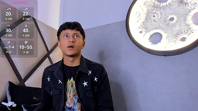 Snapshot of _Leohot_ chatting on 10/01/25, 03:23 Leohot online show from 10/01/25, 03:23