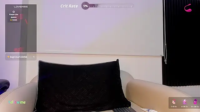 Snapshot of _Leohot_ chatting on 10/28/25, 03:36 Leohot online show from 10/28/25, 03:36