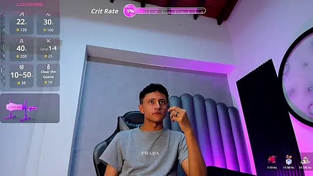 Snapshot of _Leohot_ chatting on 11/09/25, 03:38 Leohot online show from 11/09/25, 03:38