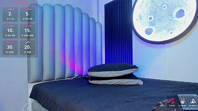 Snapshot of _Leohot_ chatting on 11/12/25, 03:29 Leohot online show from 11/12/25, 03:29