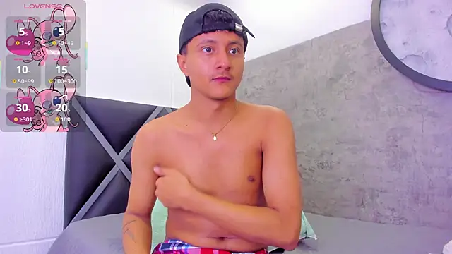  Leohot  online show from 04/21/26, 03:24