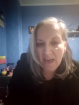 Feelineducentre online show from 11/11/25, 08:20