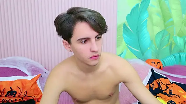 Snapshot of Jefrey_Carter chatting on 10/27/25, 08:35 Jefrey Carter online show from 10/27/25, 08:35