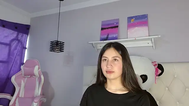 Snapshot of Zaaida_ chatting on 10/11/25, 12:36 Zaaida online show from 10/11/25, 12:36