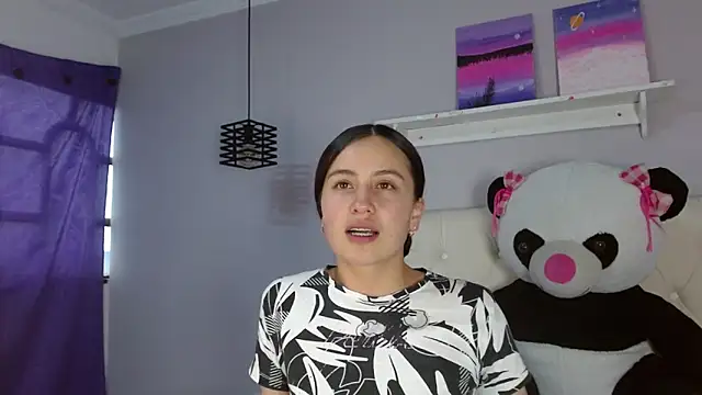 Zaaida  online show from 11/06/25, 01:34