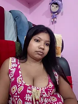 Snapshot of Redchery chatting on 05/24/26, 06:24 Redchery online show from 05/24/26, 06:24