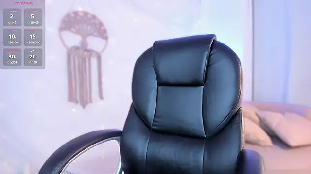 salma isawwii online show from 11/11/25, 02:06