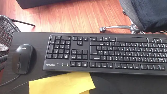 zohet kriss online show from 12/20/25, 08:27