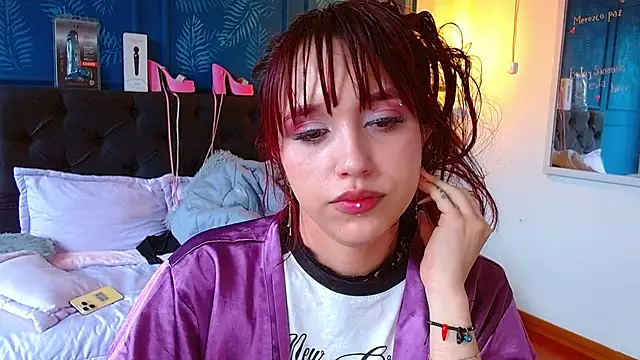 Snapshot of zohet_kriss chatting on 05/31/26, 11:17 zohet kriss online show from 05/31/26, 11:17