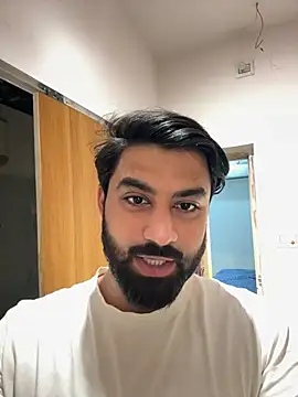 hottestboy03 online show from 04/02/26, 07:39