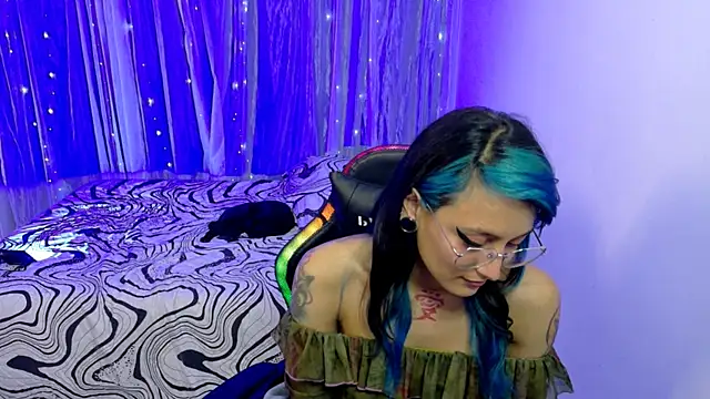 Blazing Haze online show from 04/10/26, 01:55