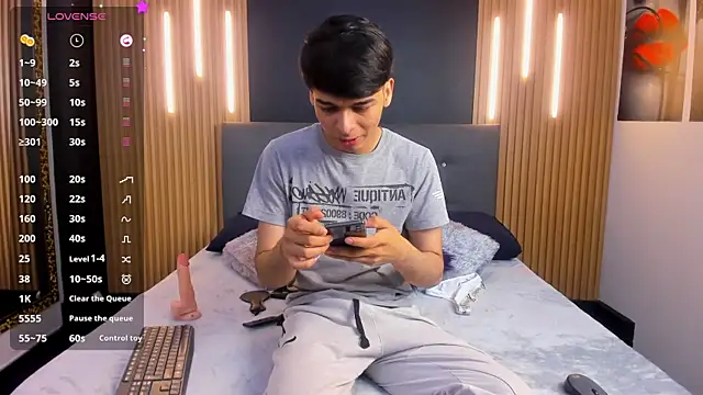 OnlyJos online show from 10/20/25, 07:47