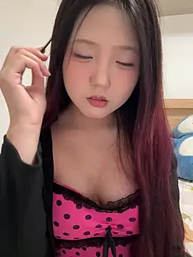 Snapshot of mimi9420 chatting on 07/29/26, 03:10 mimi9420 online show from 07/29/26, 03:10