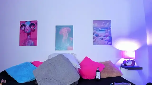 tyra bankss  online show from 12/20/25, 03:35